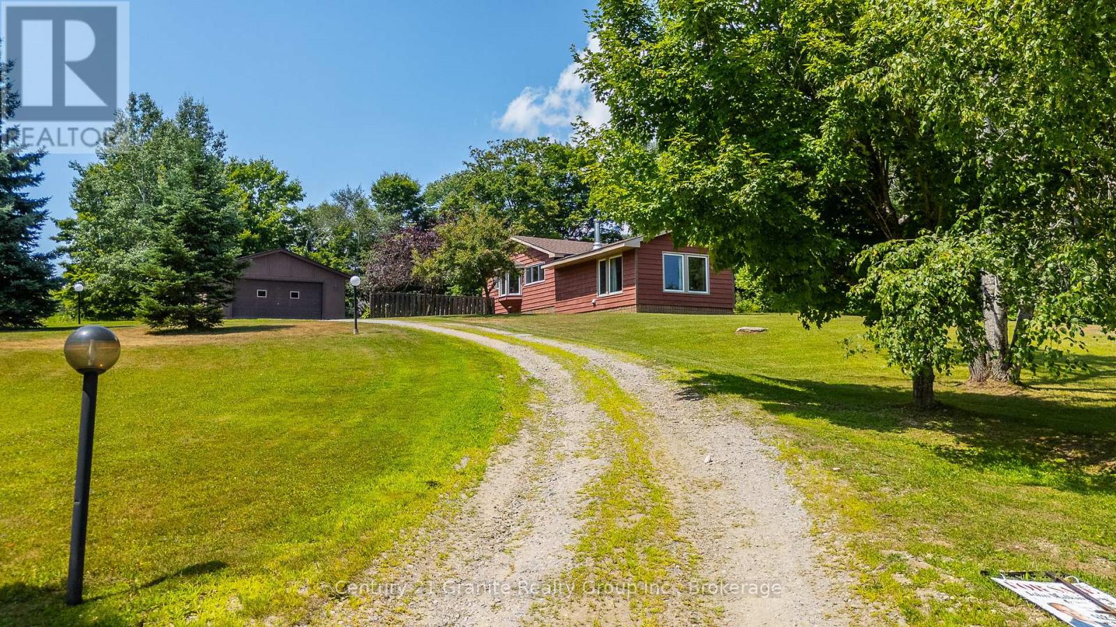 Photo 2 of 1037 Kernohan Farm Trail, Minden Hills ON