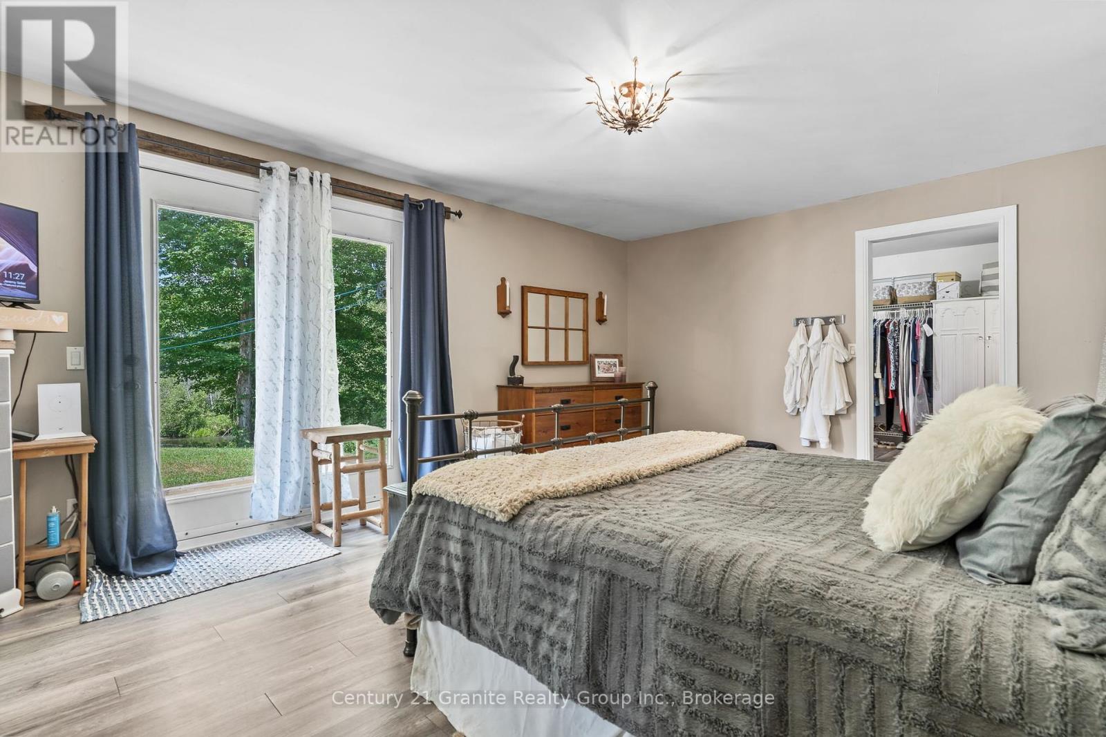 Photo 24 of 1037 Kernohan Farm Trail, Minden Hills ON