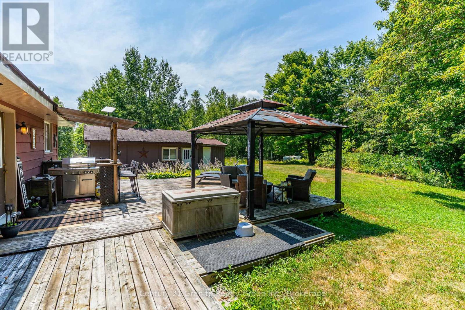 Photo 32 of 1037 Kernohan Farm Trail, Minden Hills ON