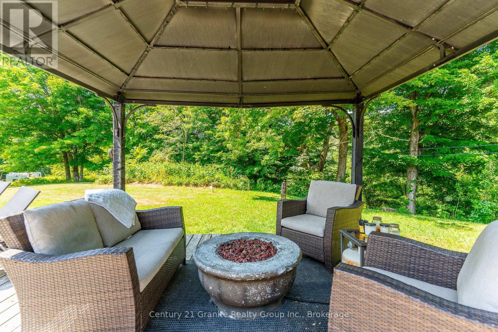 Photo 33 of 1037 Kernohan Farm Trail, Minden Hills ON