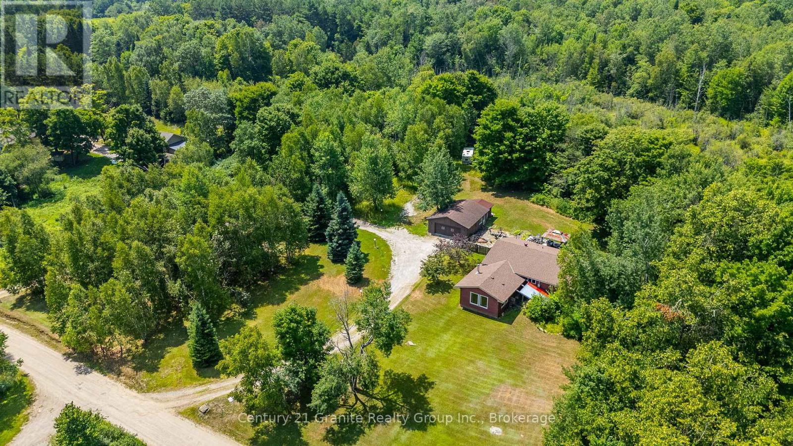Photo 47 of 1037 Kernohan Farm Trail, Minden Hills ON
