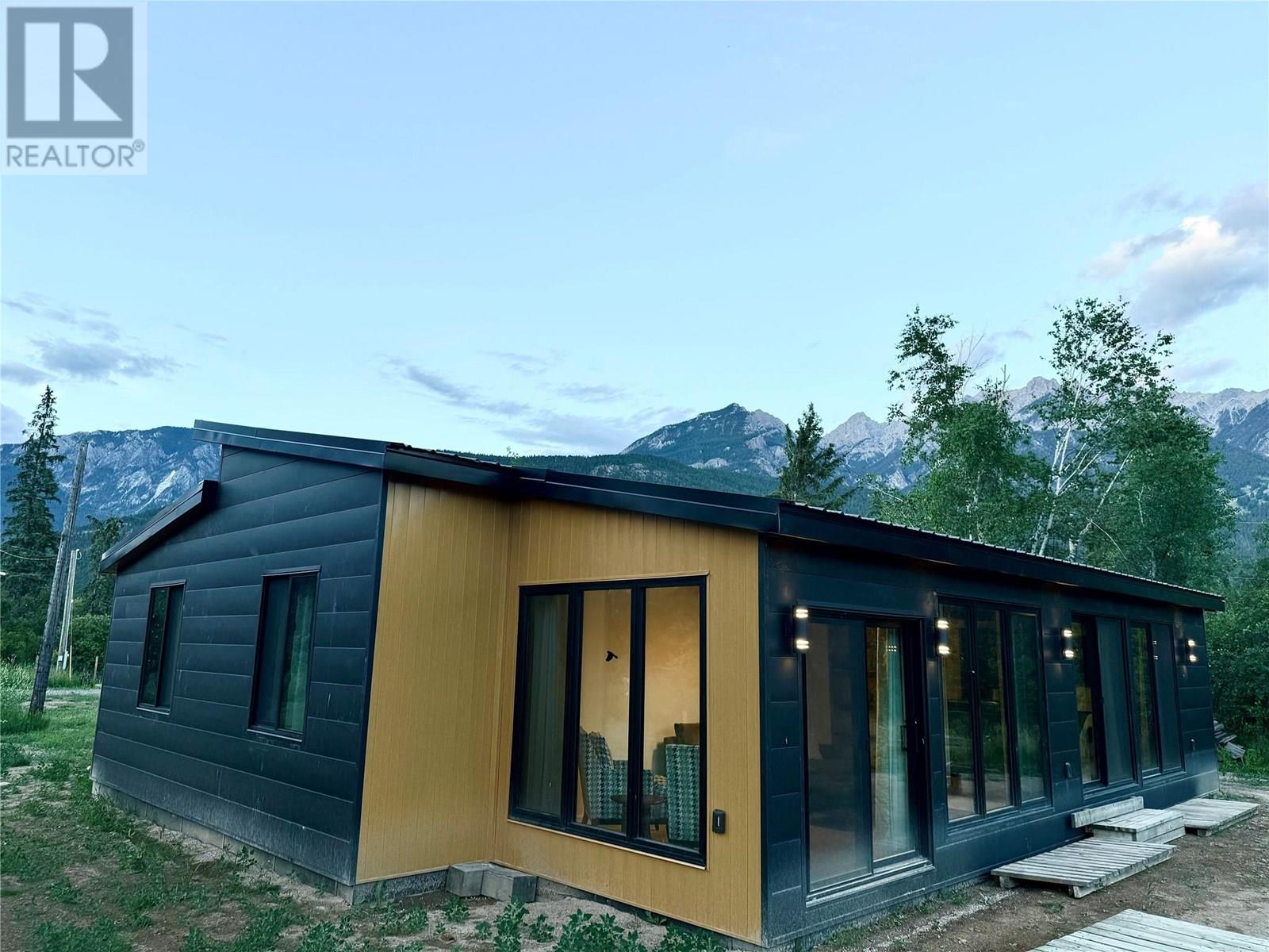 Photo 1 of 4851 Willow Place, Fairmont Hot Springs BC
