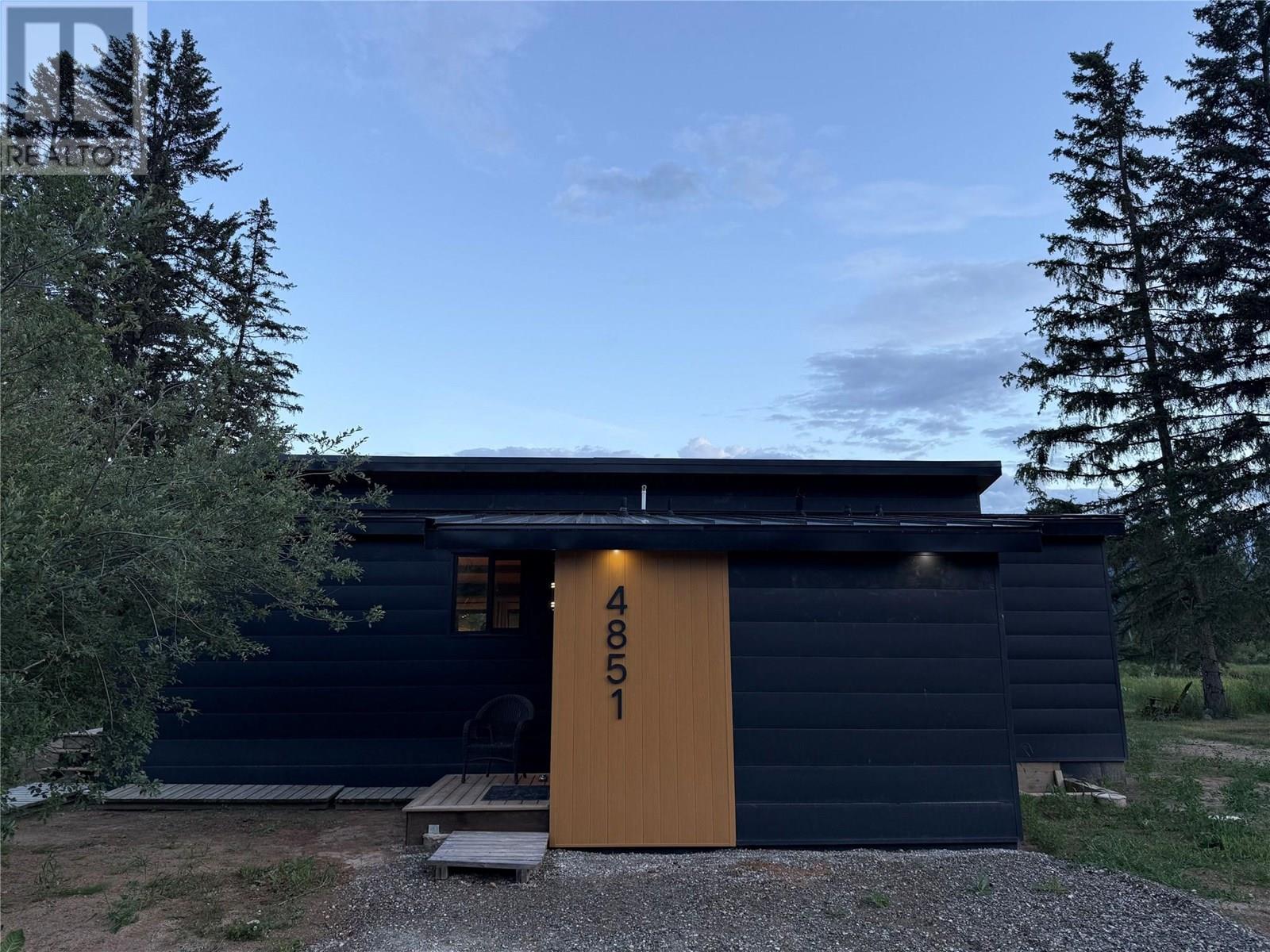 Photo 6 of 4851 Willow Place, Fairmont Hot Springs BC