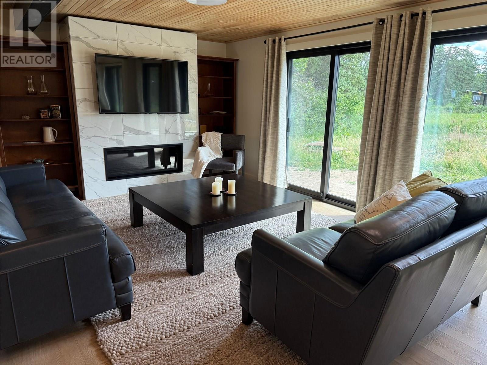 Photo 8 of 4851 Willow Place, Fairmont Hot Springs BC