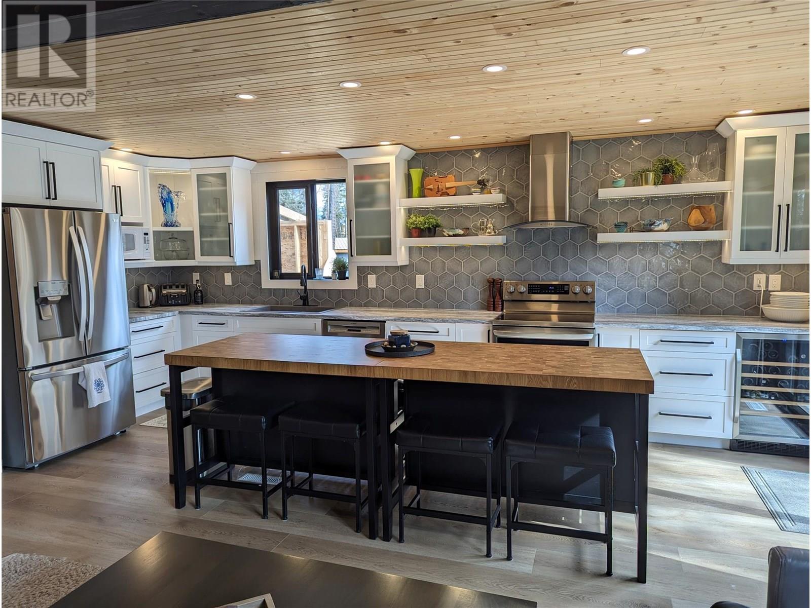 Photo 5 of 4851 Willow Place, Fairmont Hot Springs BC