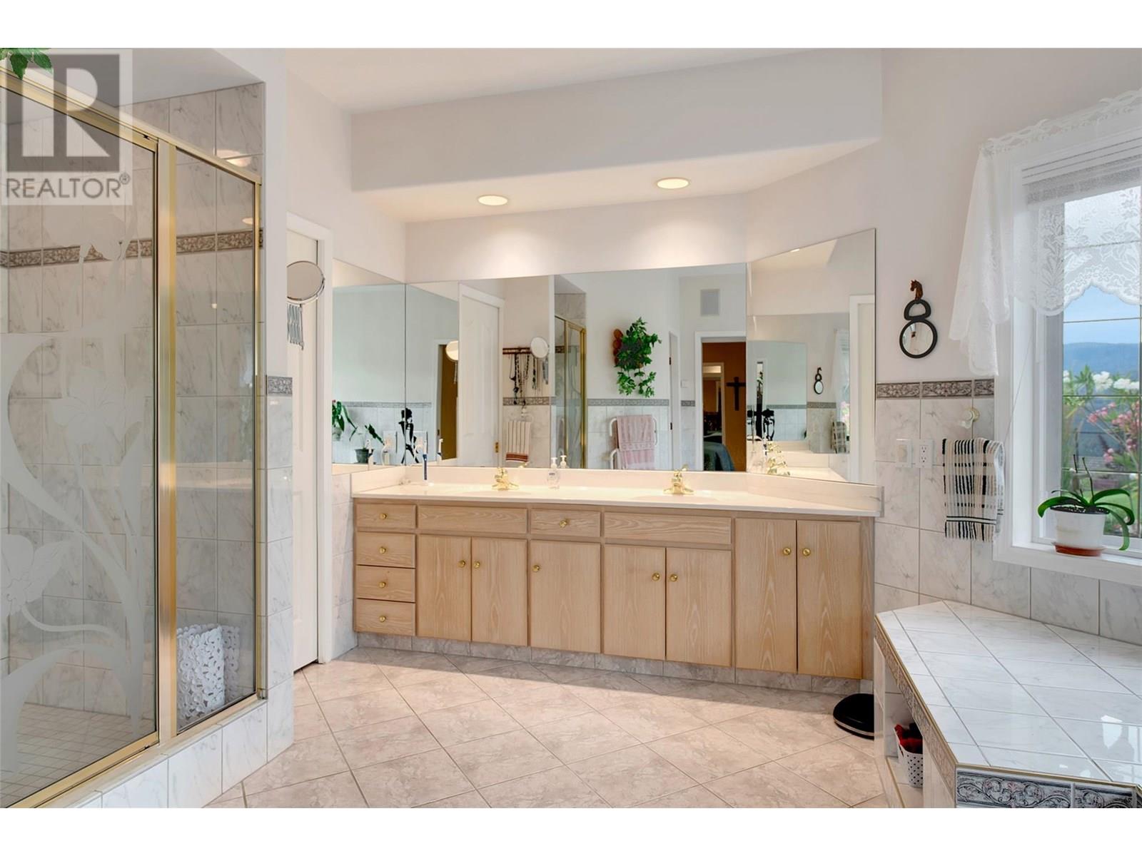 Photo 19 of 6 9196 Tronson Road, Vernon BC