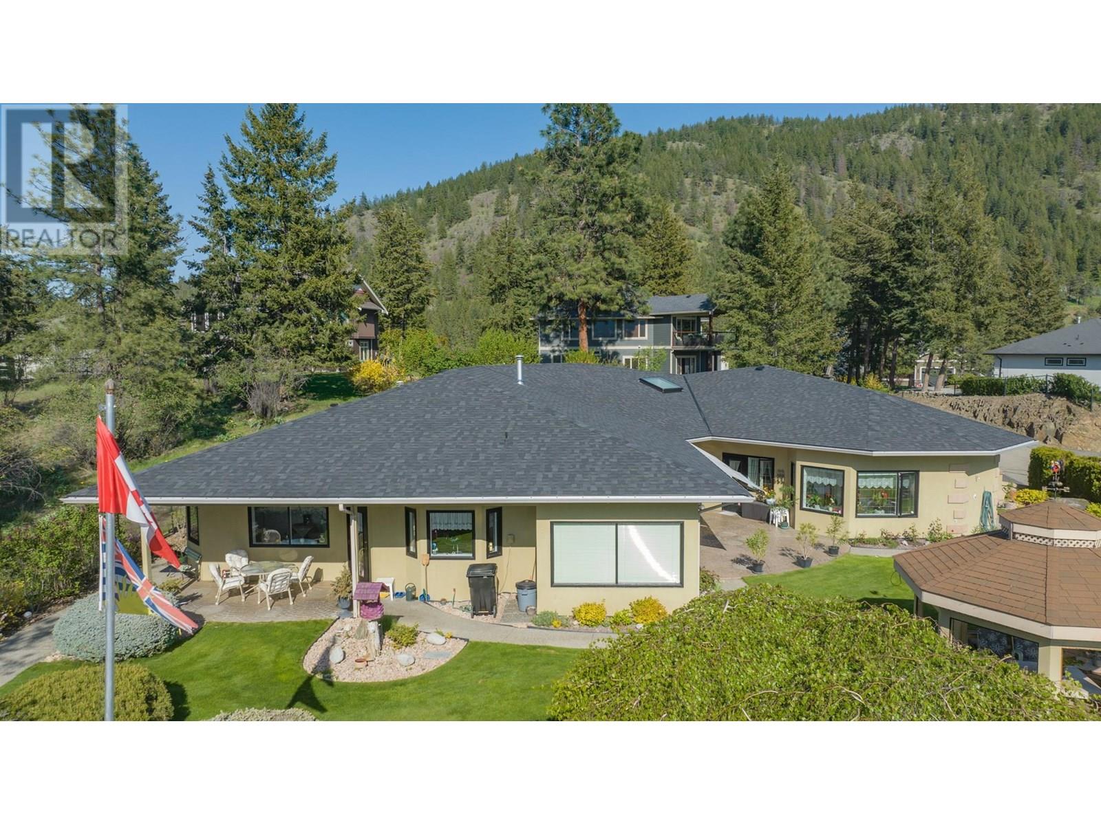 Photo 3 of 6 9196 Tronson Road, Vernon BC