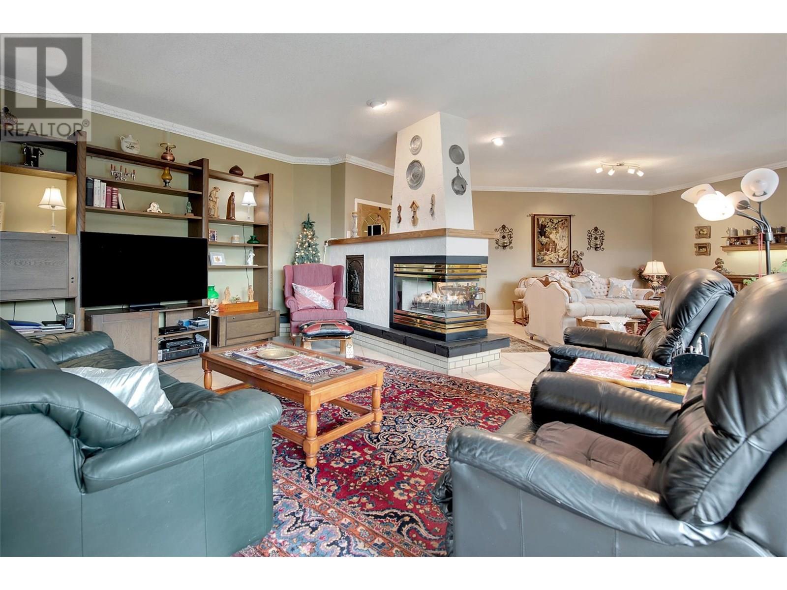 Photo 11 of 6 9196 Tronson Road, Vernon BC