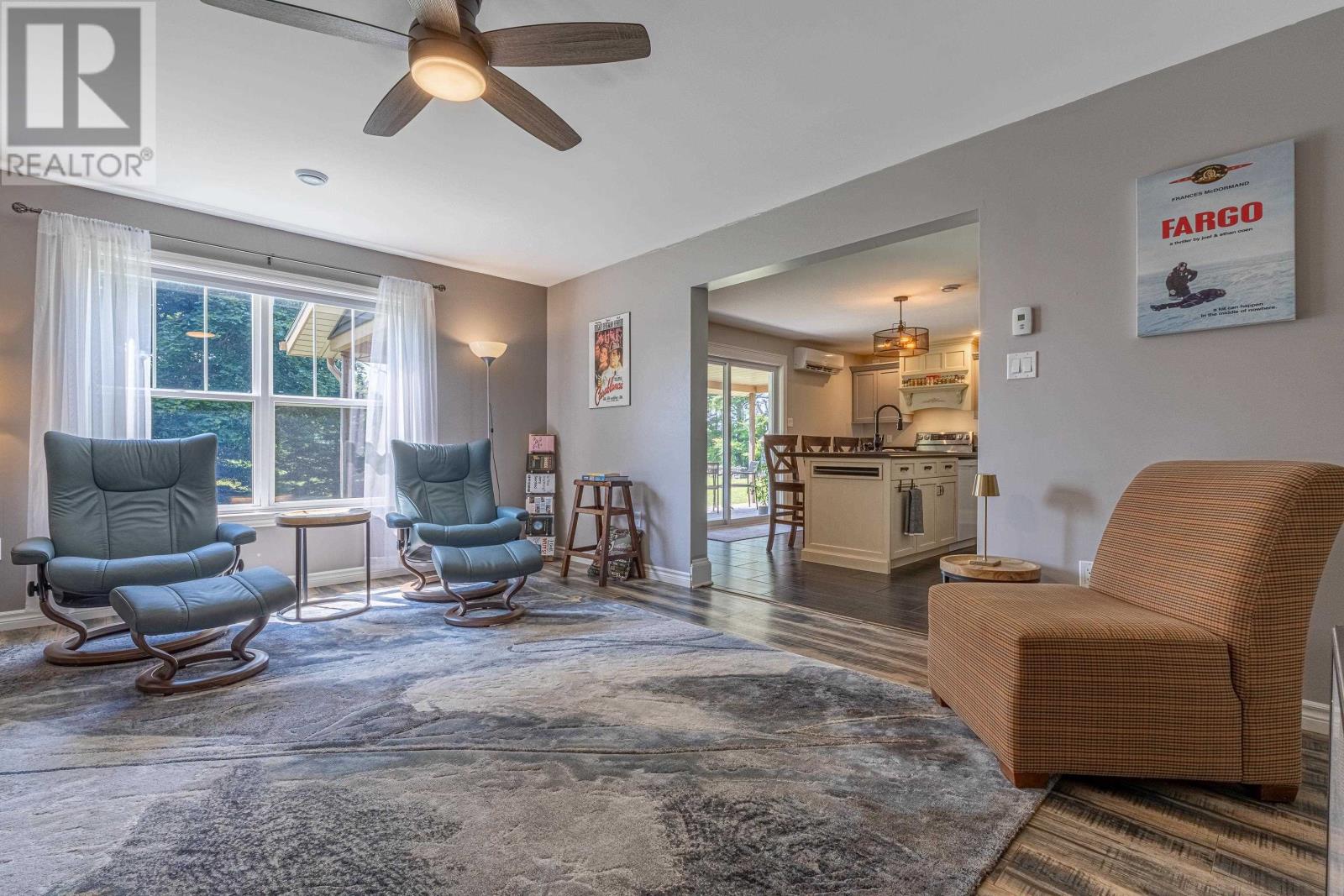 Single Family House for Sale in  BUCHANAN Road Mount Royal 