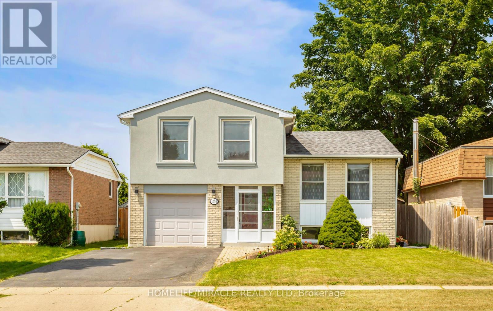 Photo 2 of 1756 Briarwood Drive, Cambridge ON