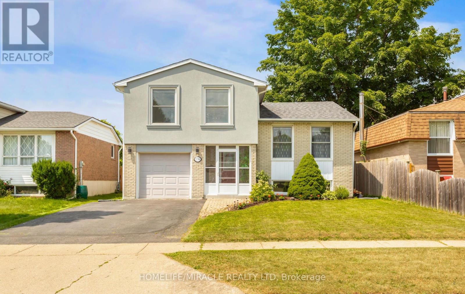 Photo 3 of 1756 Briarwood Drive, Cambridge ON