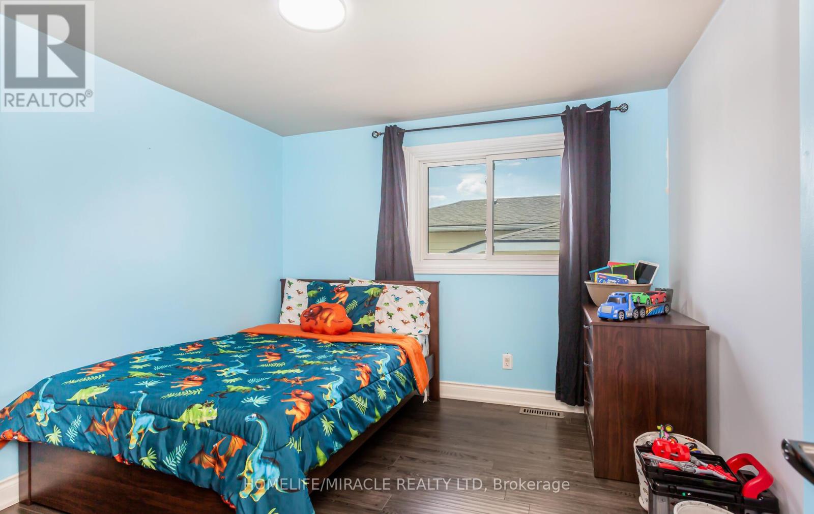 Photo 31 of 1756 Briarwood Drive, Cambridge ON