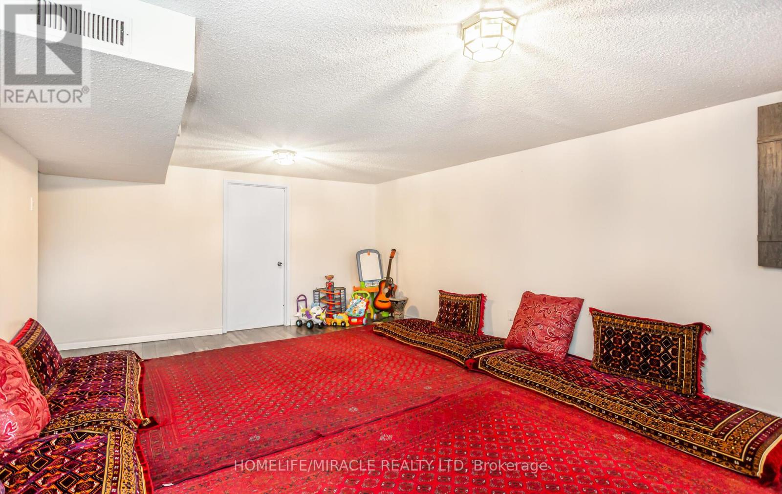 Photo 41 of 1756 Briarwood Drive, Cambridge ON