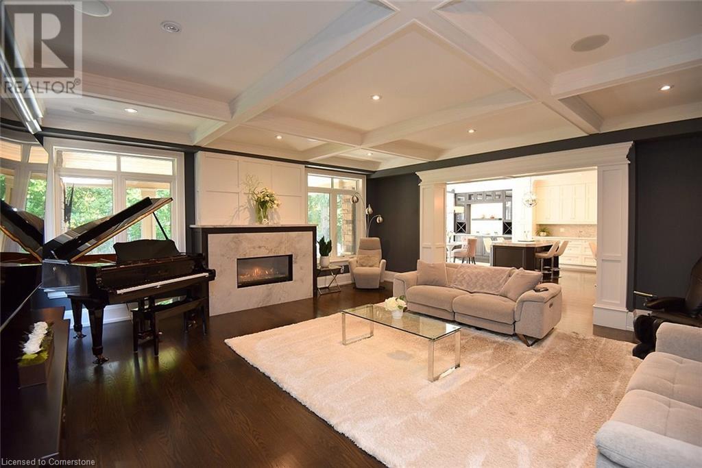 Photo 15 of 4180 Lakeshore Road, Burlington ON