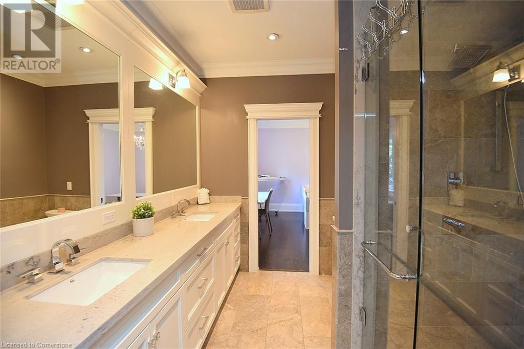 Photo 26 of 4180 Lakeshore Road, Burlington ON