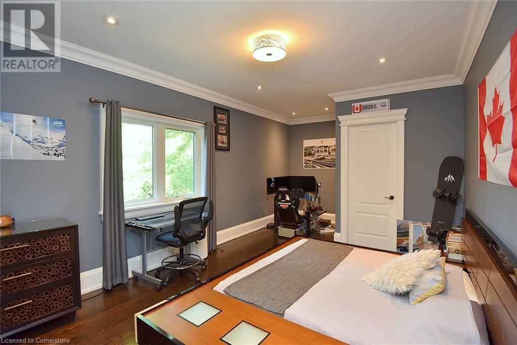 Photo 28 of 4180 Lakeshore Road, Burlington ON