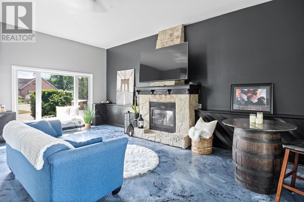 Photo 34 of 472 Lakewood Drive, Amherstburg ON