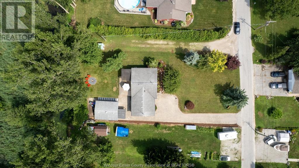 Photo 5 of 472 Lakewood Drive, Amherstburg ON