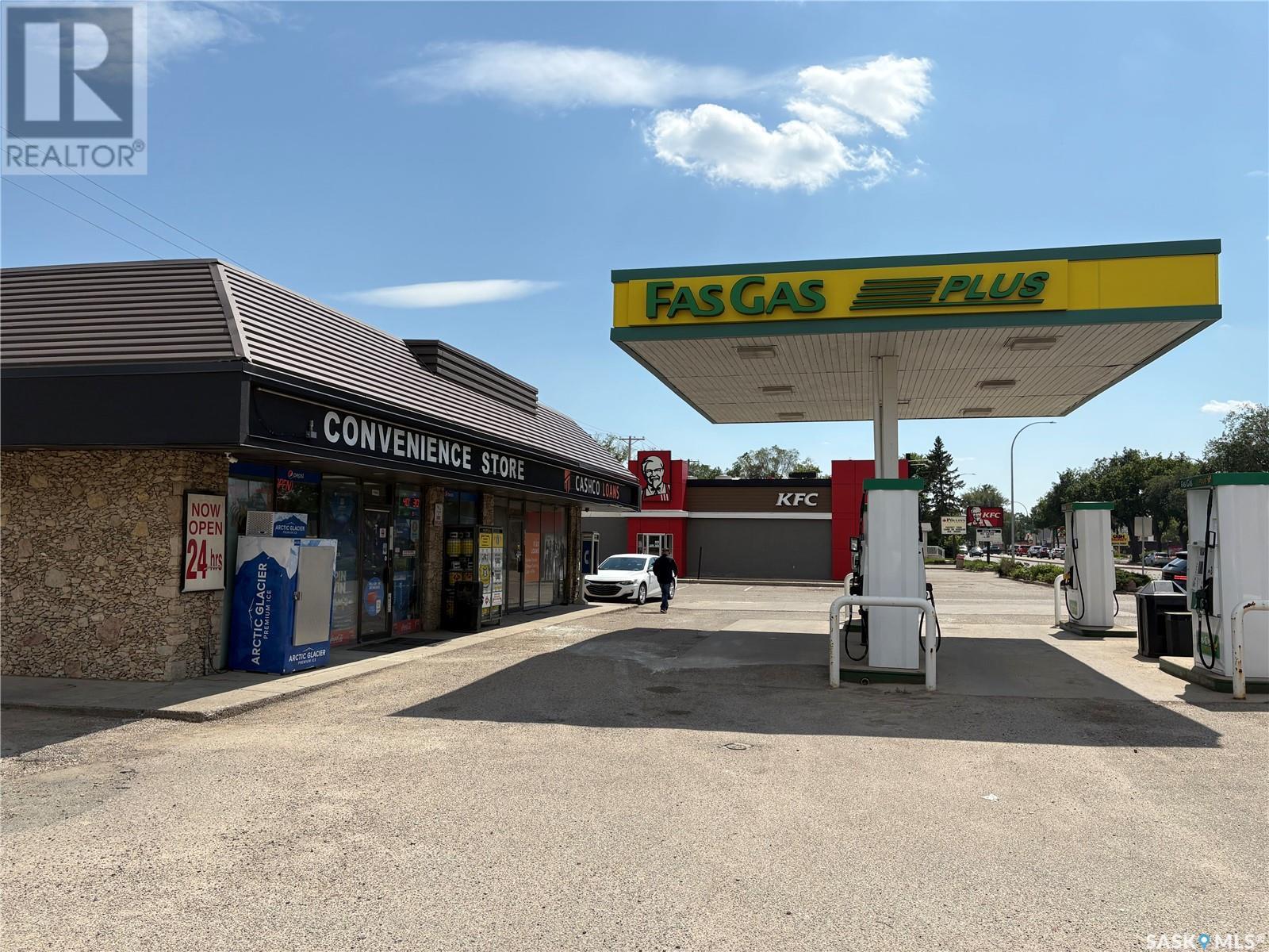 Photo 1 of 1604 Idylwyld Drive N, Saskatoon SK