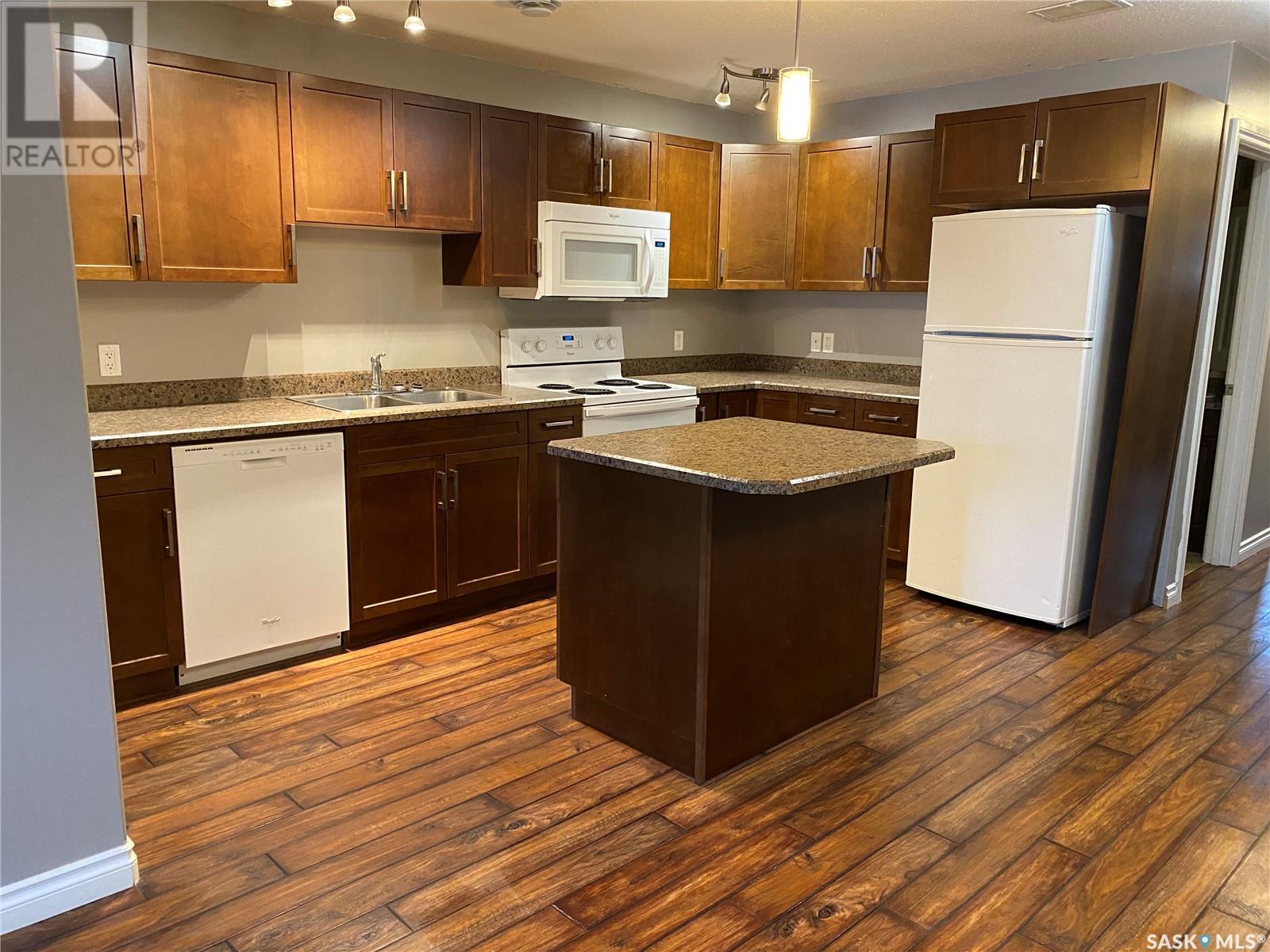 Photo 18 of 2710 Francis Street, Regina SK