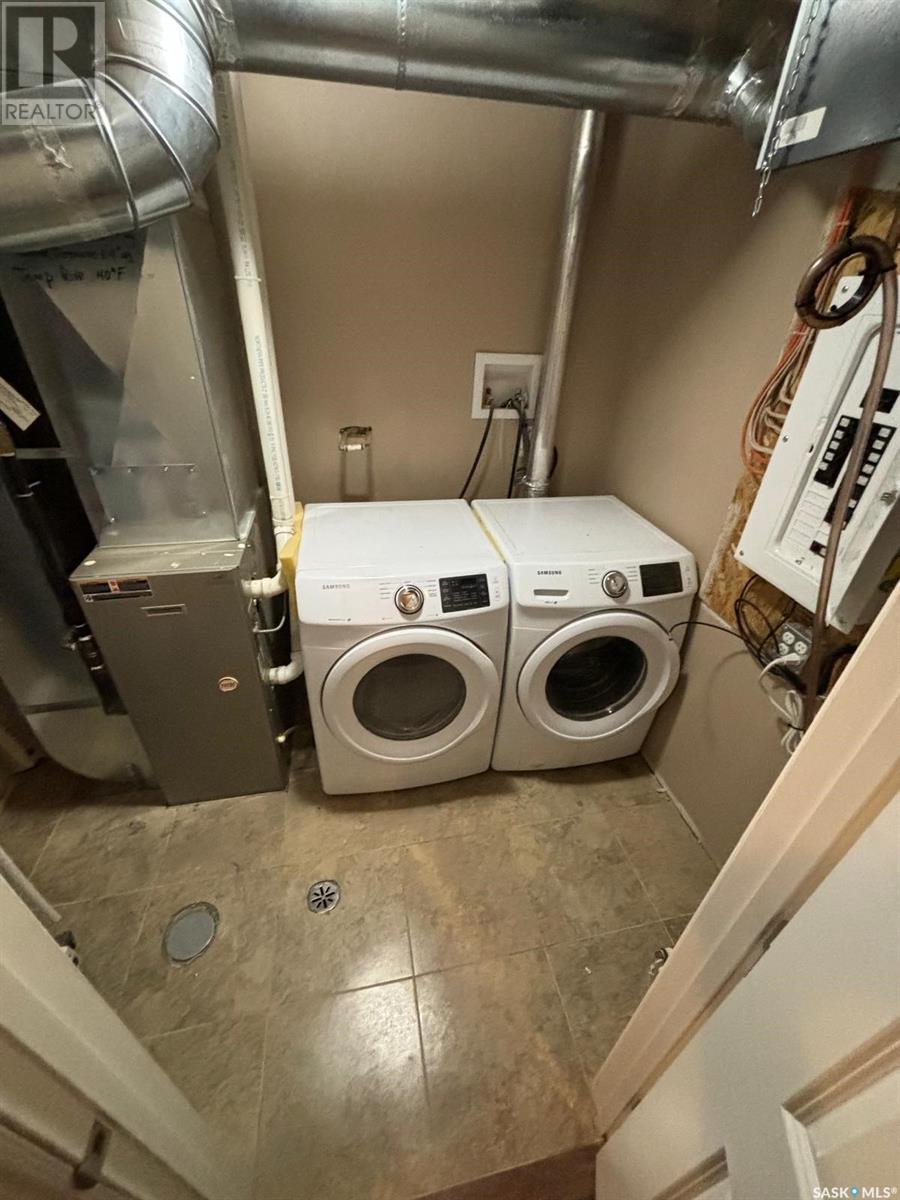 Photo 14 of 2710 Francis Street, Regina SK