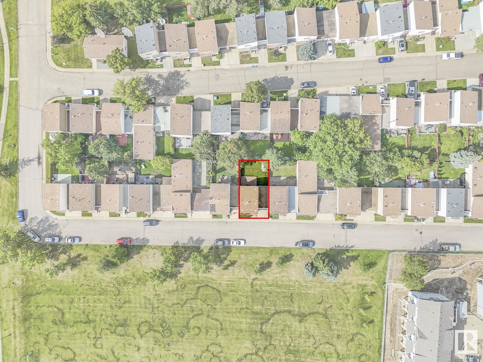 Photo 72 of 1170 Millbourne E Nw, Edmonton AB