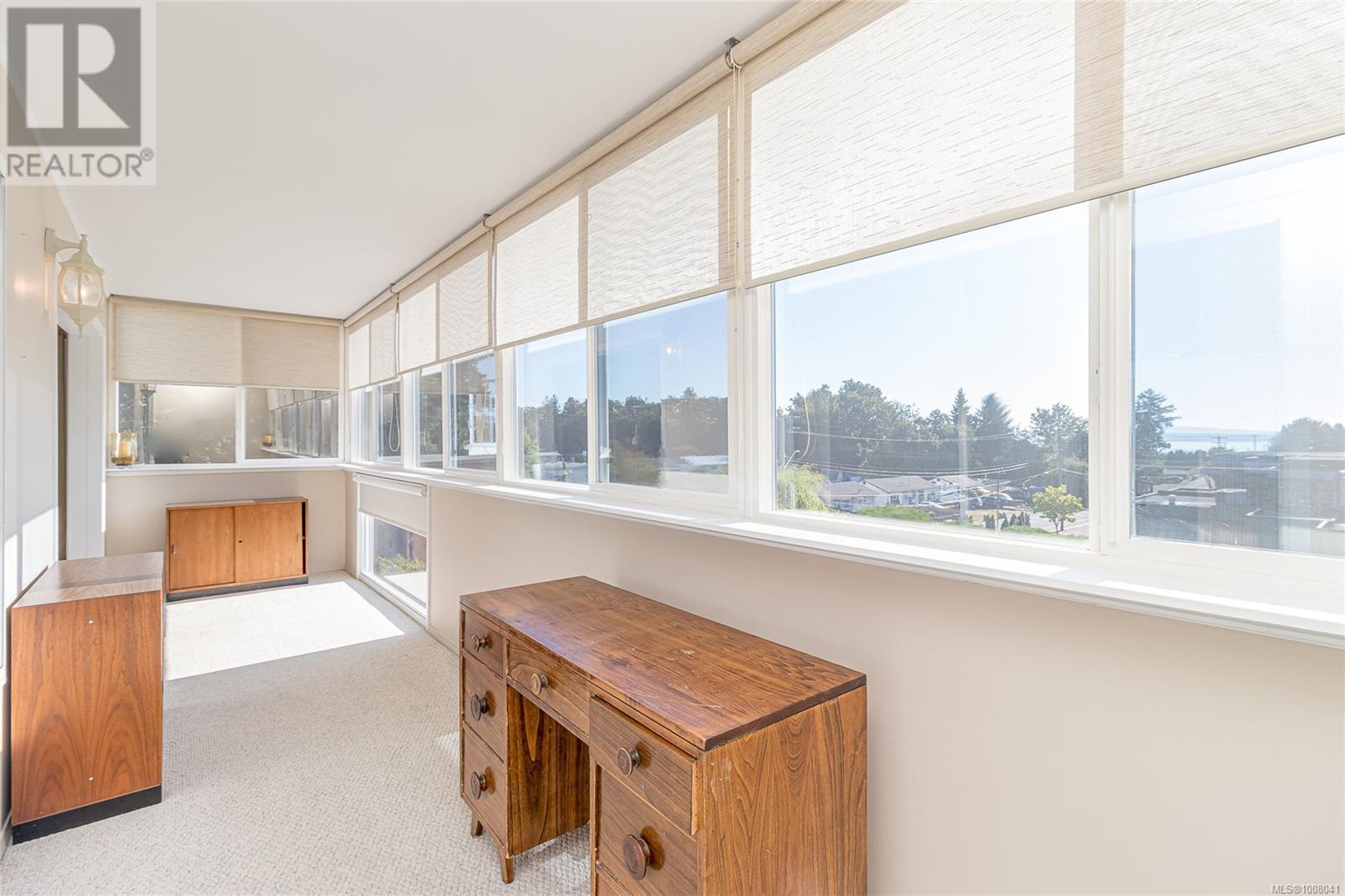 302 9958 Daniel St, Chemainus