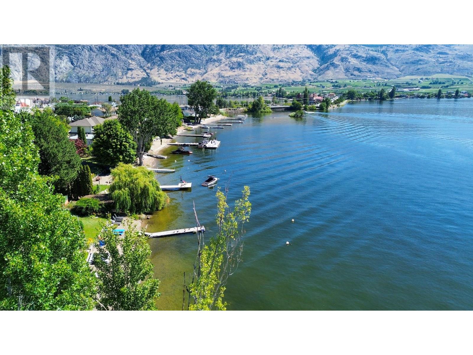 8503 Kingfisher Drive, Osoyoos