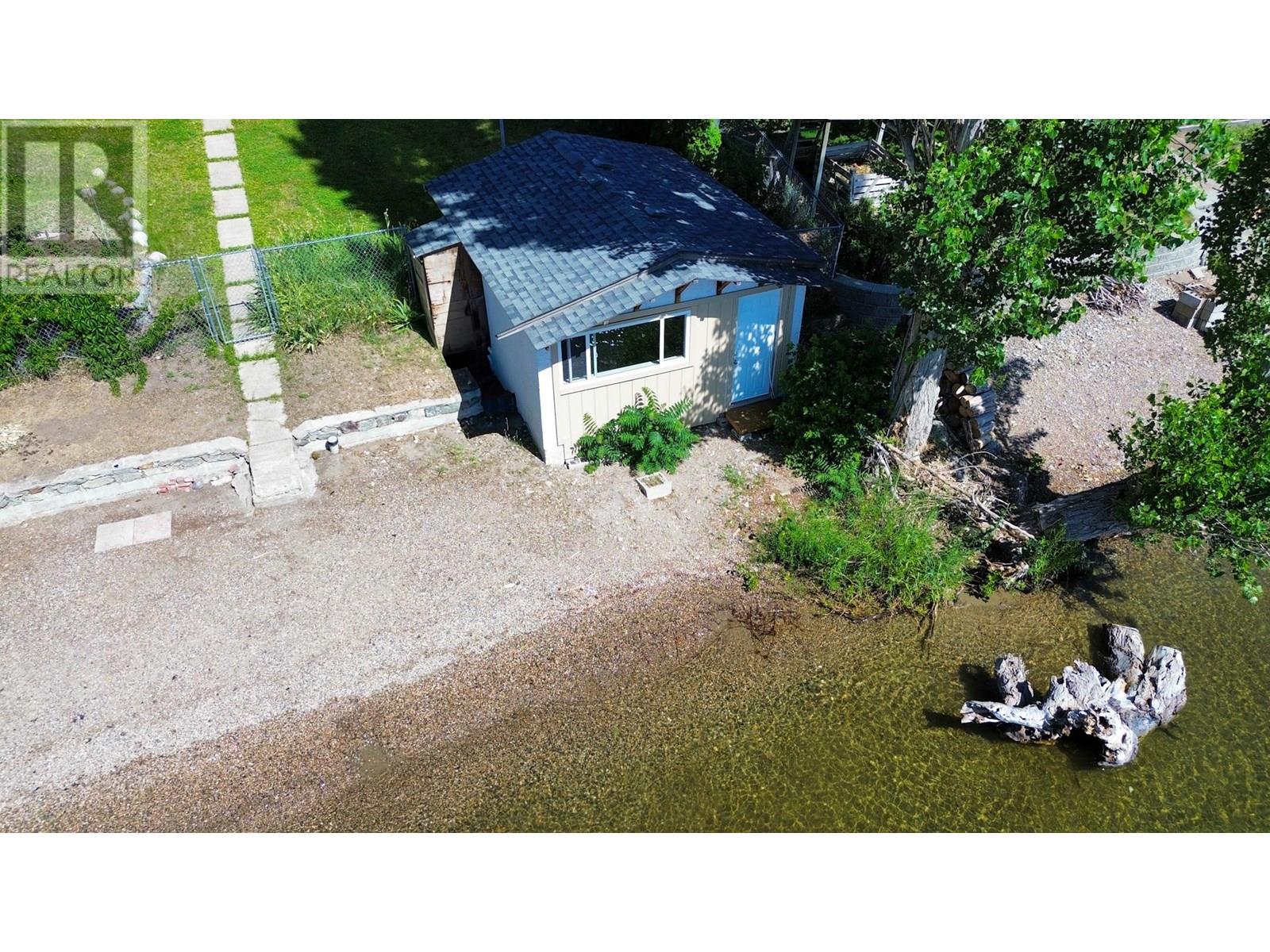 8503 Kingfisher Drive, Osoyoos