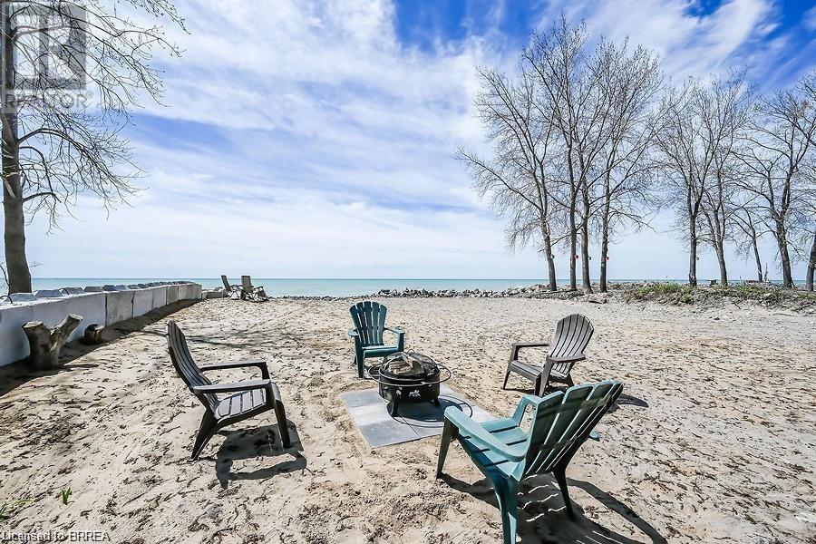 Photo 23 of 57 Erie Boulevard, Long Point ON