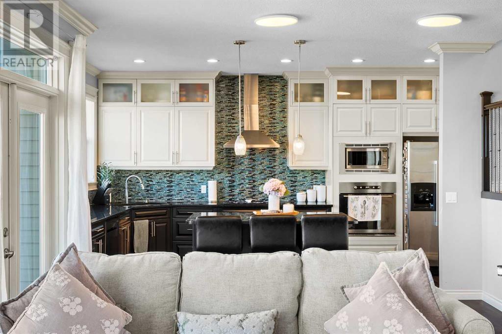 Photo 12 of 409 Kinniburgh Boulevard, Chestermere AB