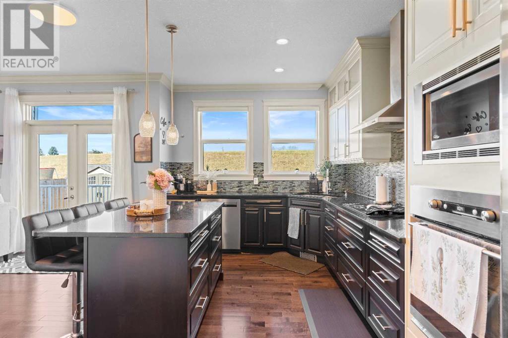 Photo 15 of 409 Kinniburgh Boulevard, Chestermere AB