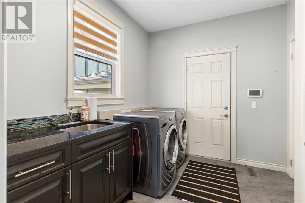 Photo 17 of 409 Kinniburgh Boulevard, Chestermere AB