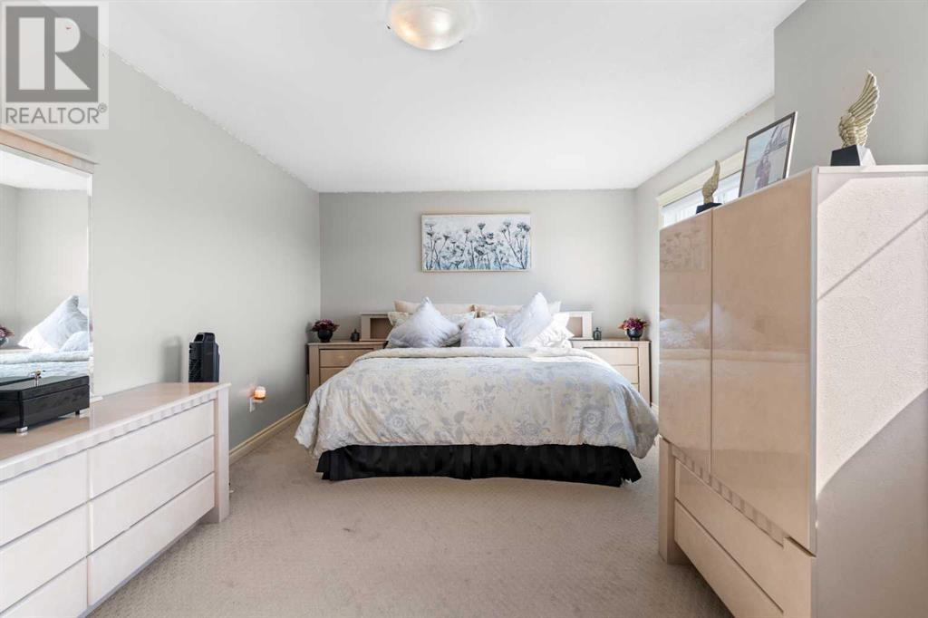 Photo 22 of 409 Kinniburgh Boulevard, Chestermere AB