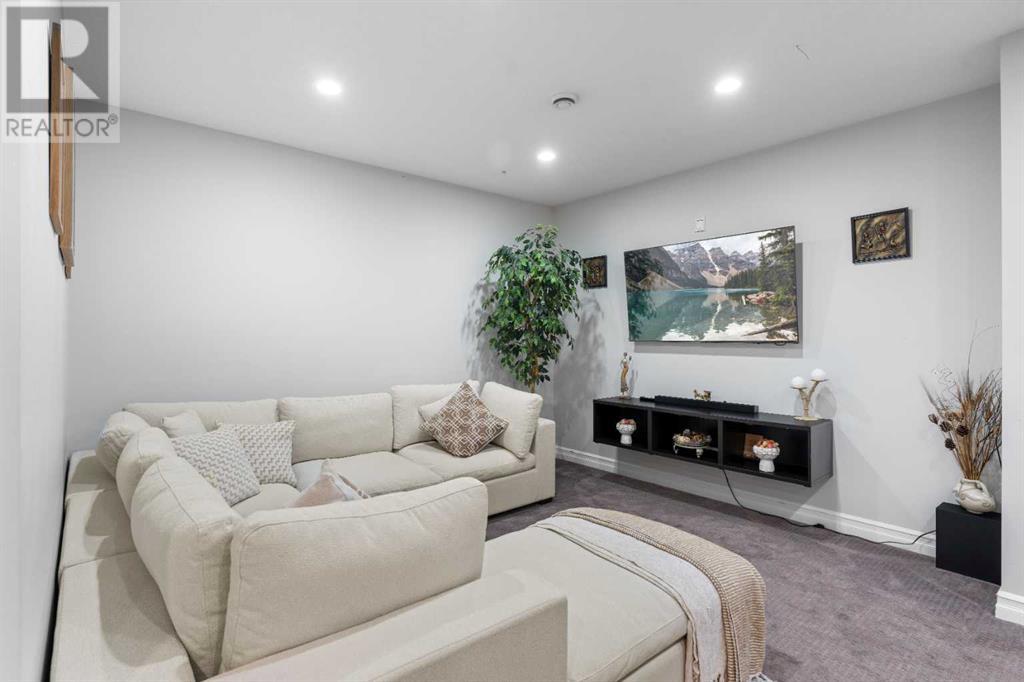 Photo 38 of 409 Kinniburgh Boulevard, Chestermere AB