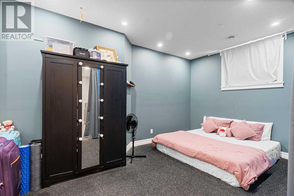 Photo 40 of 409 Kinniburgh Boulevard, Chestermere AB