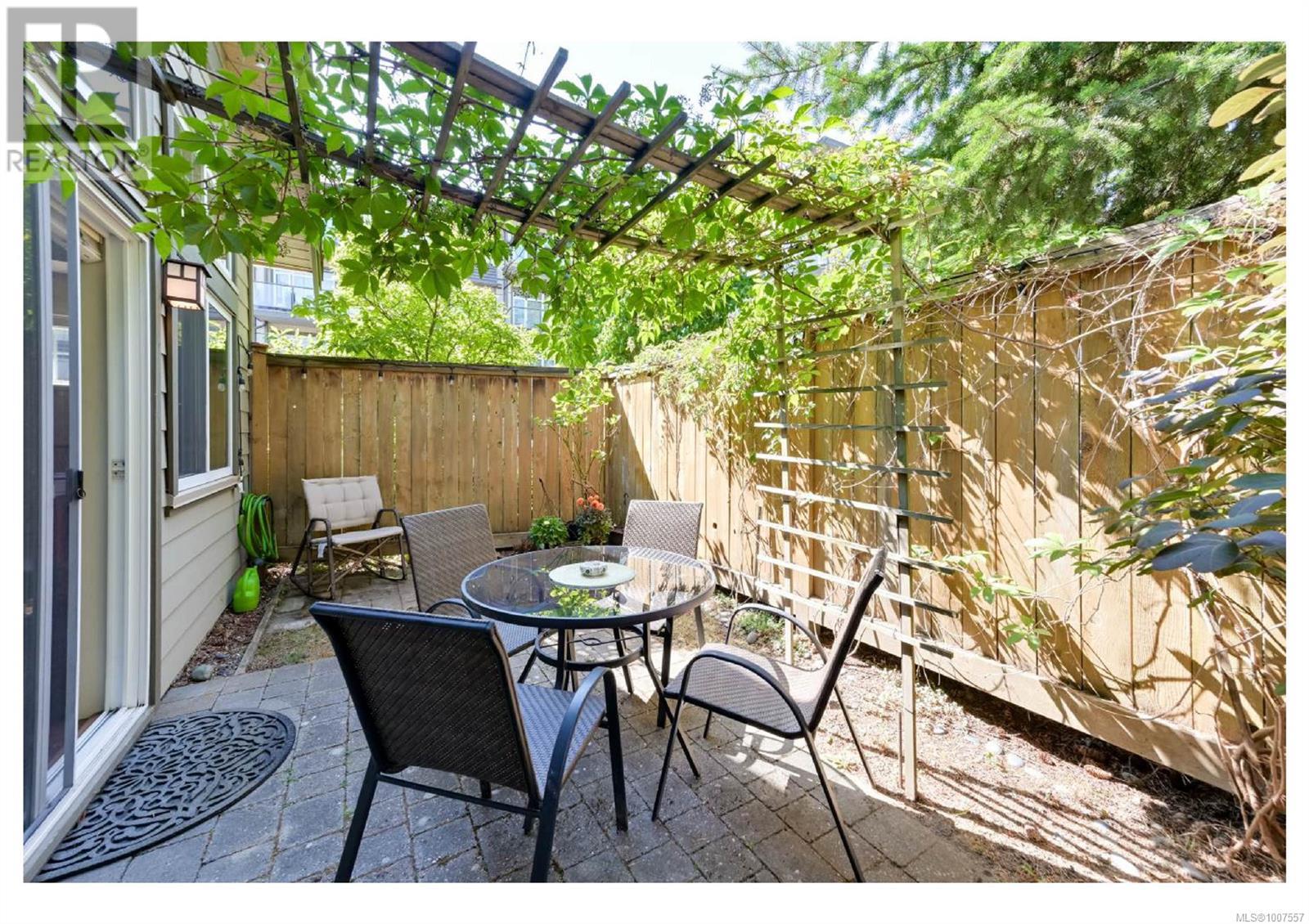 A 2220 Sooke Road, Colwood