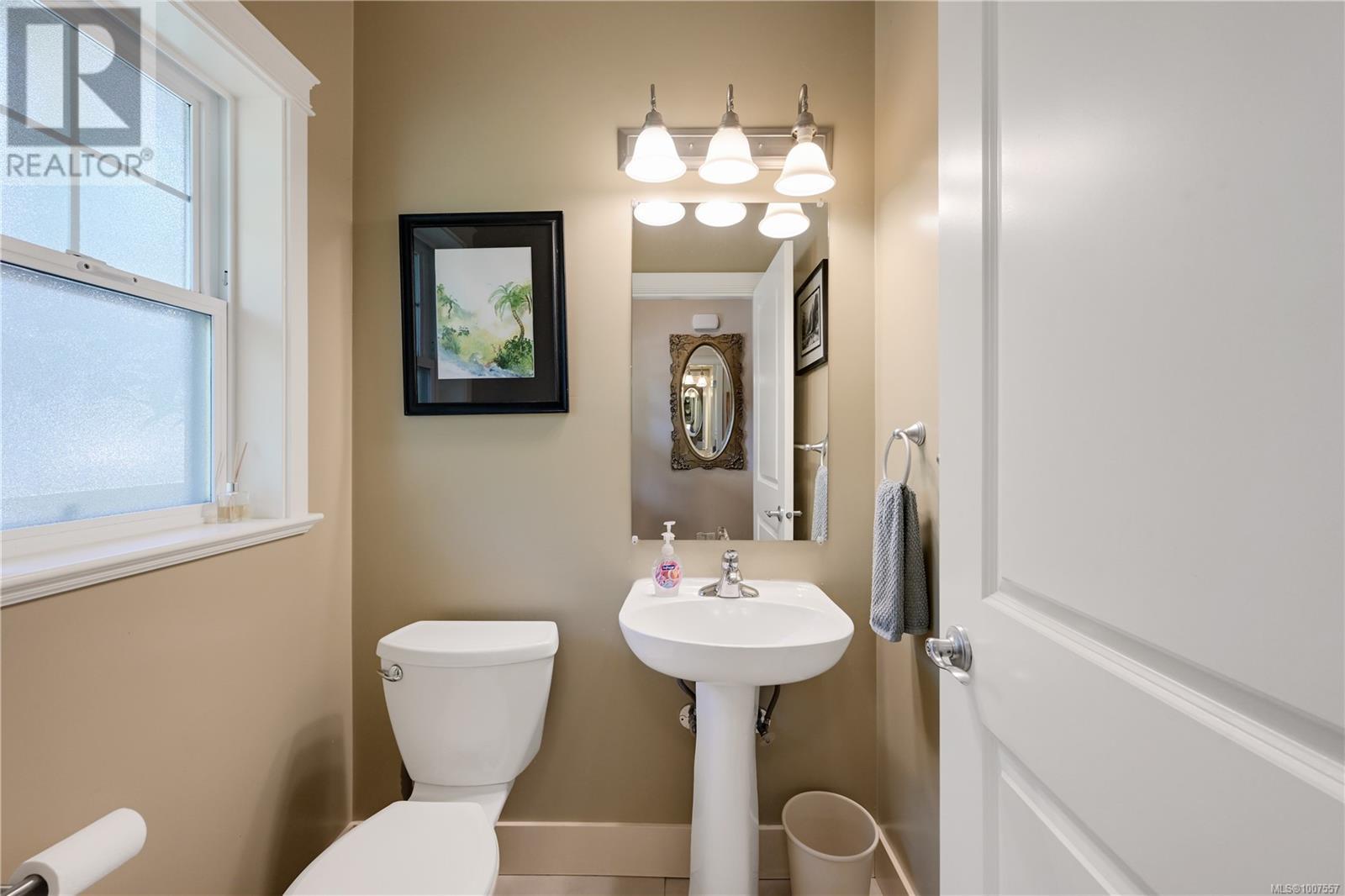A 2220 Sooke Road, Colwood