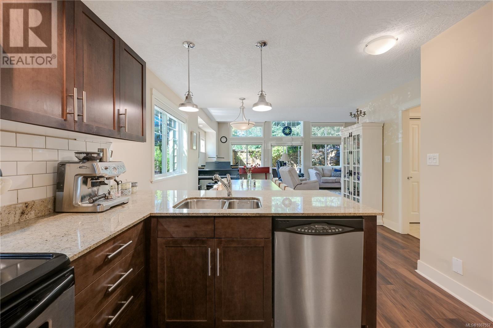 A 2220 Sooke Road, Colwood