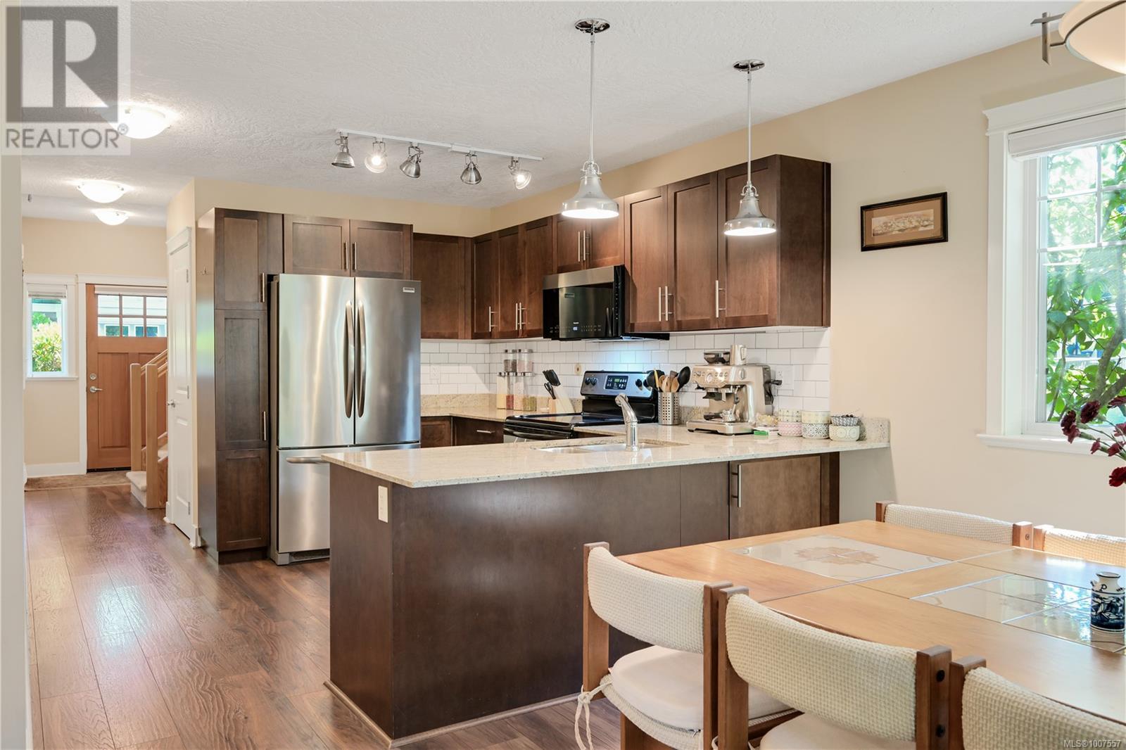 A 2220 Sooke Road, Colwood
