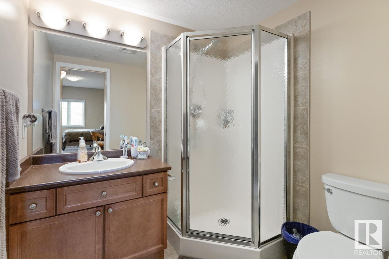 Photo 8 of 202 9905 81 Av Nw, Edmonton AB