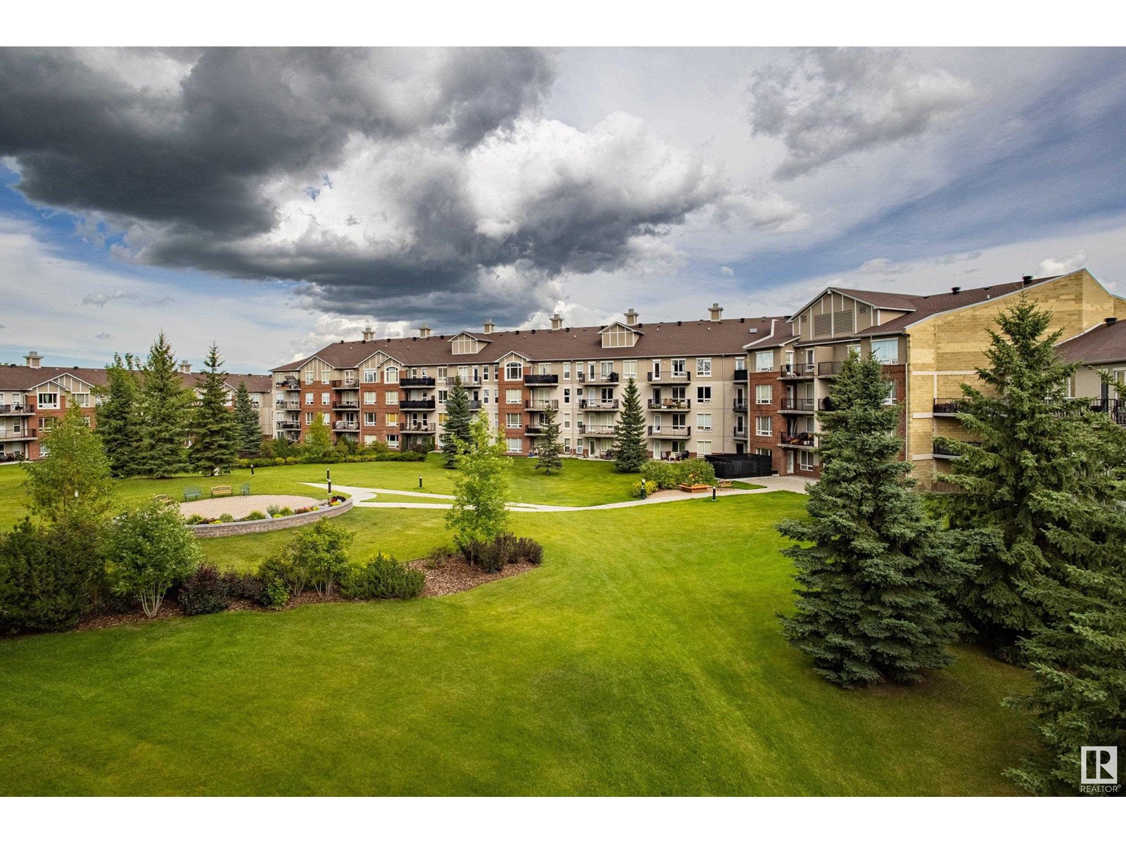 Photo 29 of 319 6315 135 Av Nw, Edmonton AB