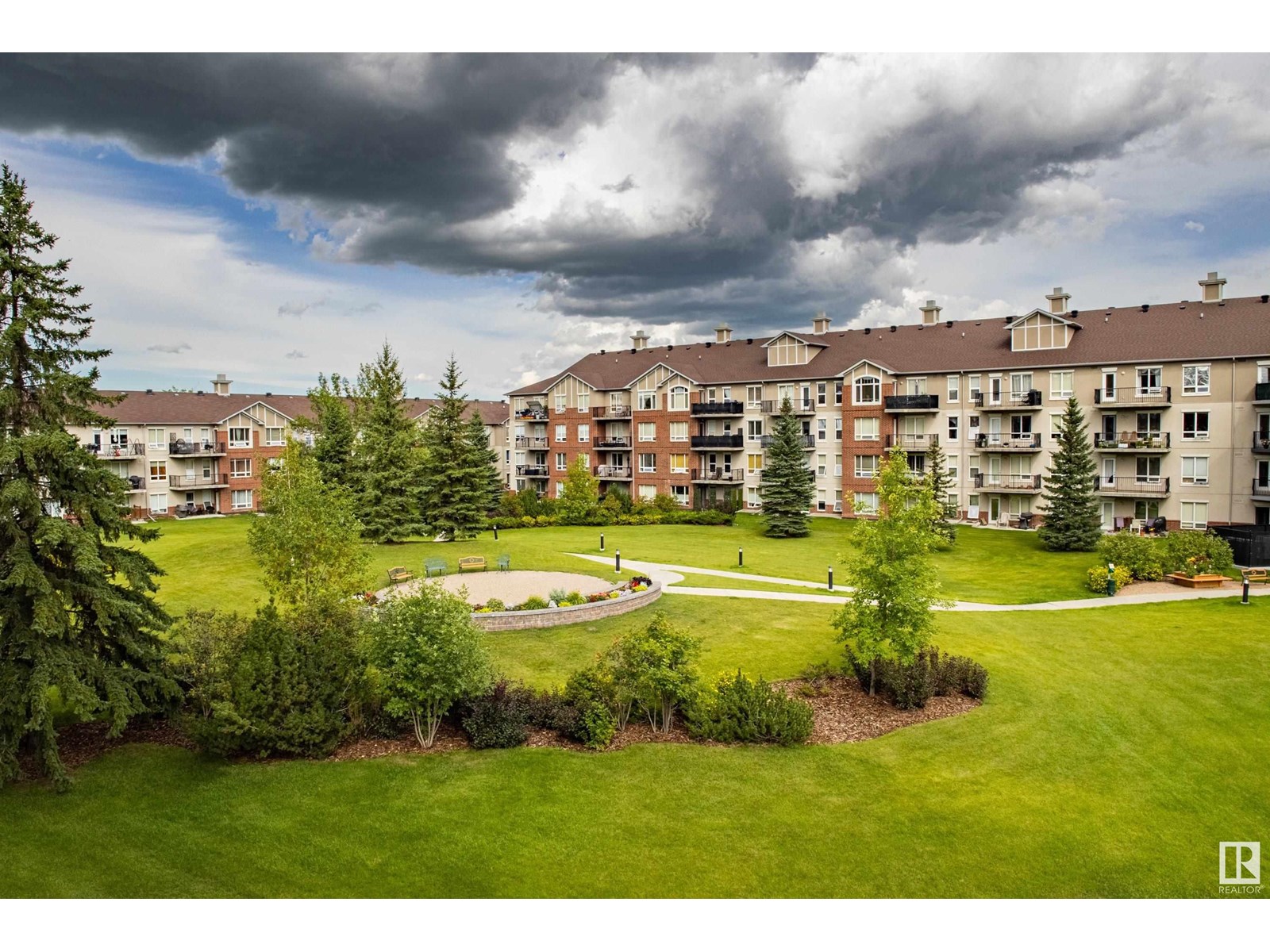 Photo 30 of 319 6315 135 Av Nw, Edmonton AB