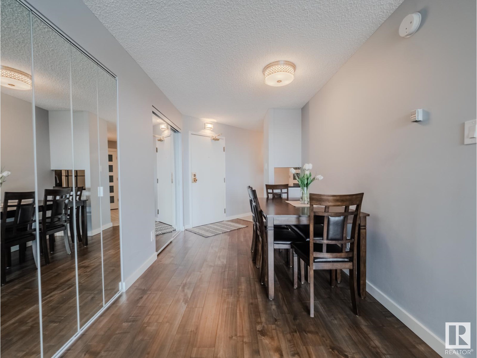 Photo 12 of 600 10149 Saskatchewan Dr Nw, Edmonton AB