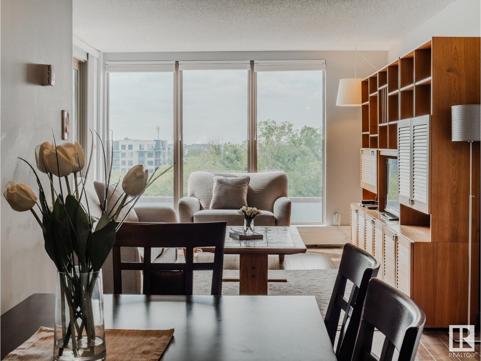 Photo 13 of 600 10149 Saskatchewan Dr Nw, Edmonton AB