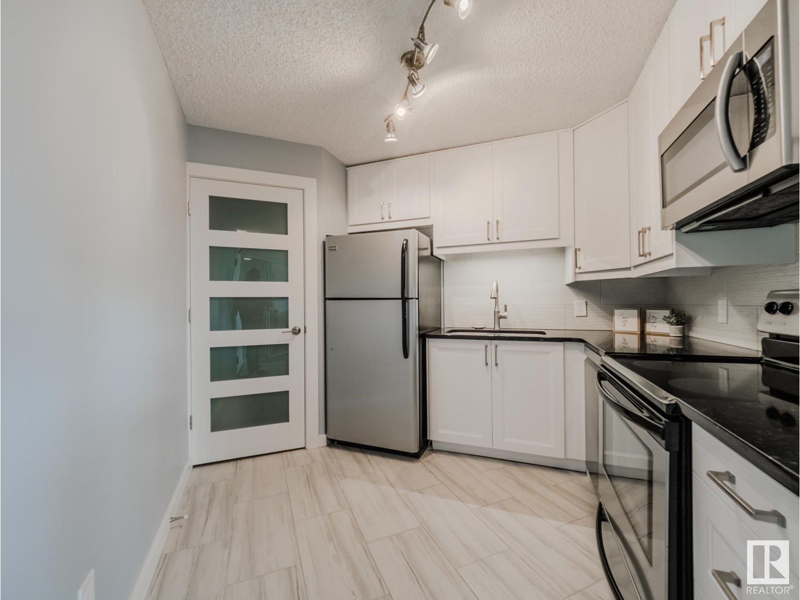 Photo 23 of 600 10149 Saskatchewan Dr Nw, Edmonton AB