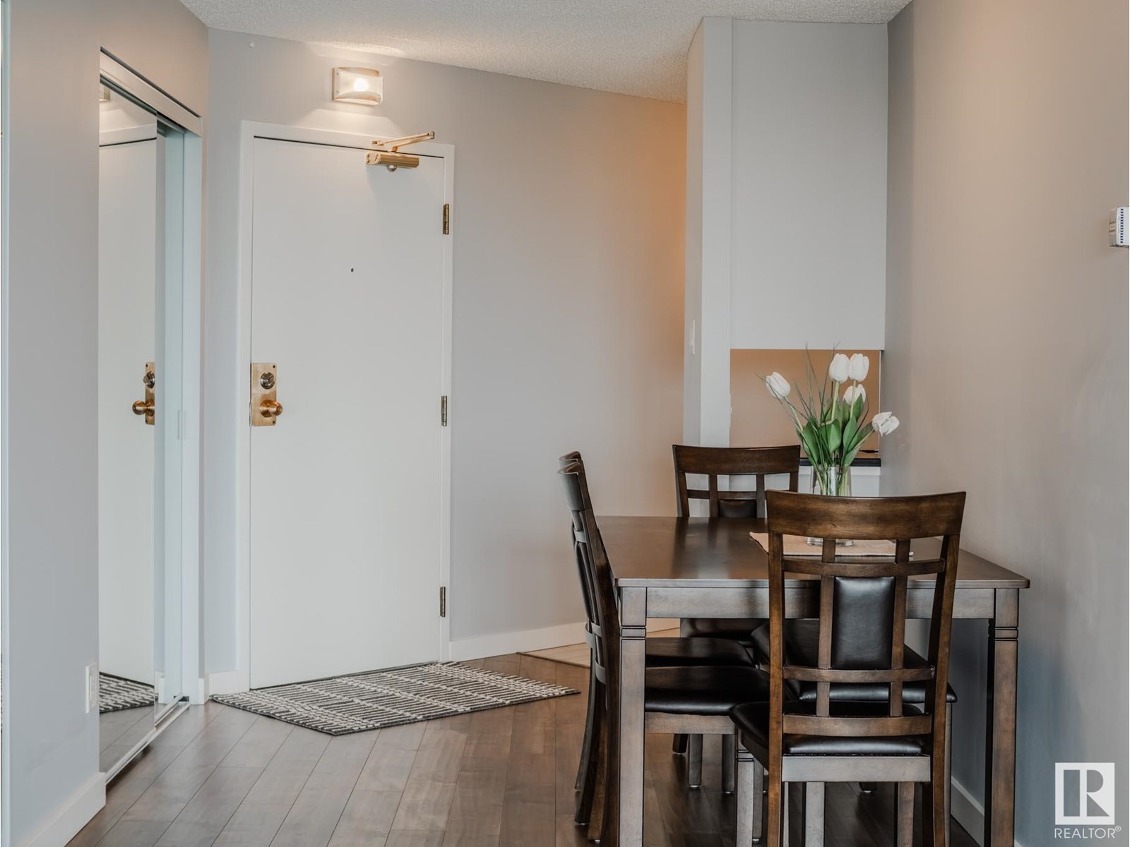 Photo 6 of 600 10149 Saskatchewan Dr Nw, Edmonton AB