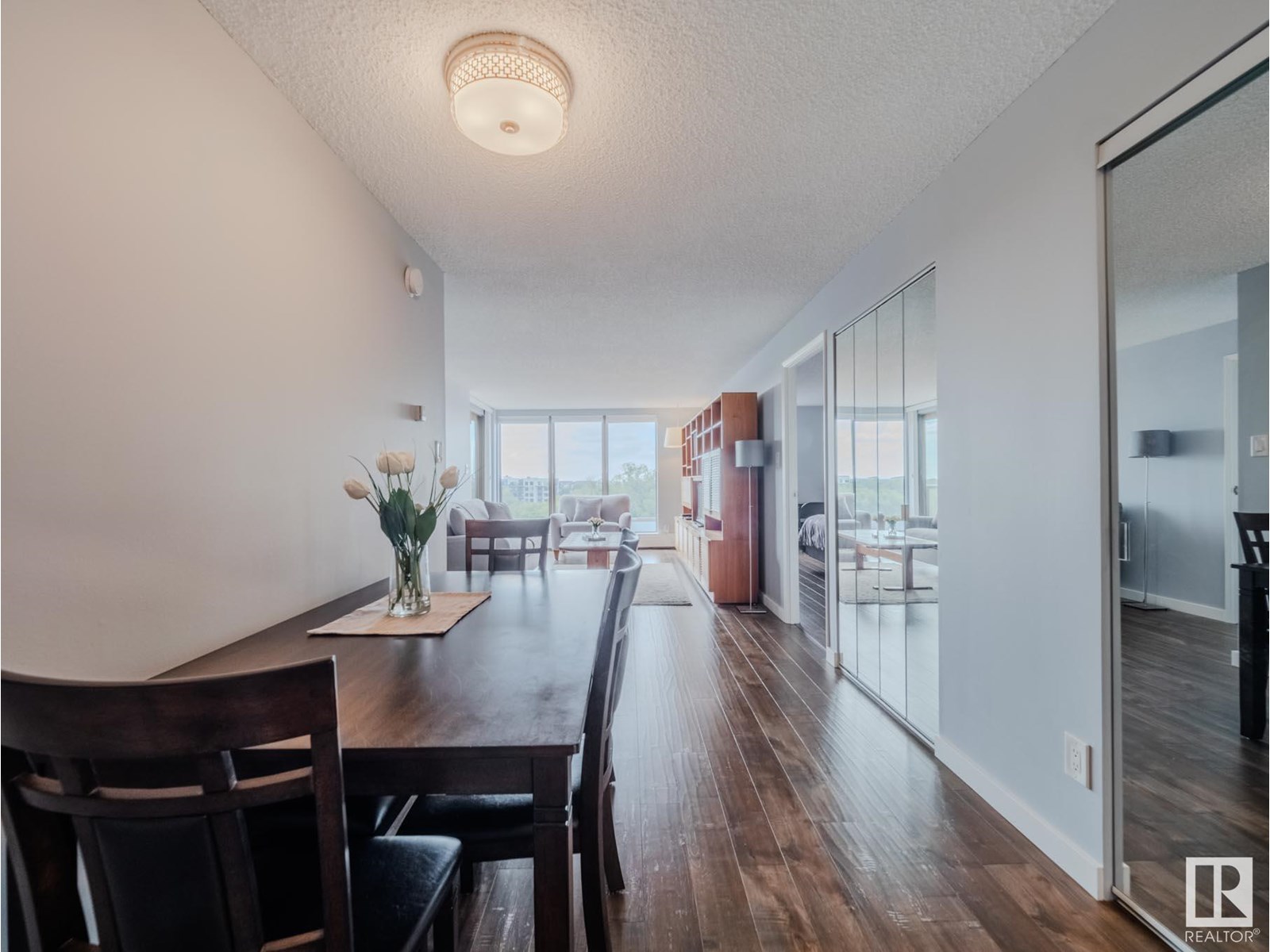 Photo 9 of 600 10149 Saskatchewan Dr Nw, Edmonton AB