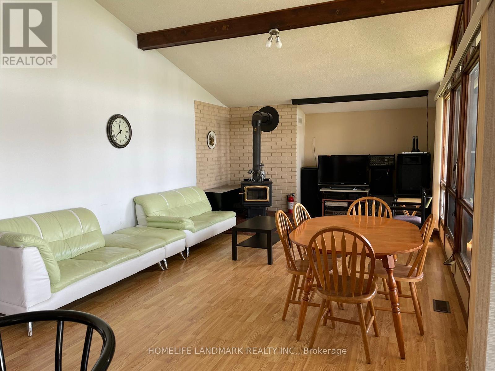 Photo 10 of Main 1115 Island View Drive, Otonabeesouth Monaghan ON
