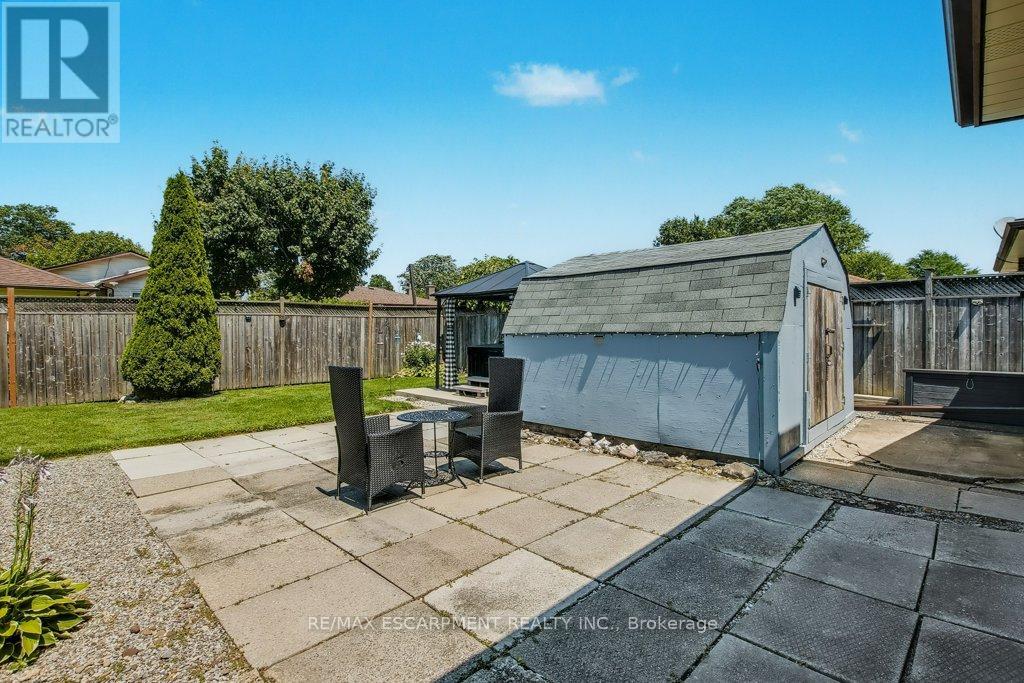 Photo 34 of 5945 Frontenac Street, Niagara Falls ON
